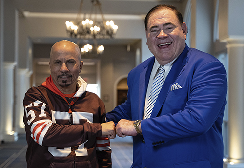 East Side man scores NFL Hall of Fans induction | News, Sports, Jobs - Vimarsana News